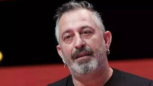 Cem Yılmaz, Çağlar Çorumlu’nun set performansını anlattı: ‘Tehlikeli bir oyuncu’